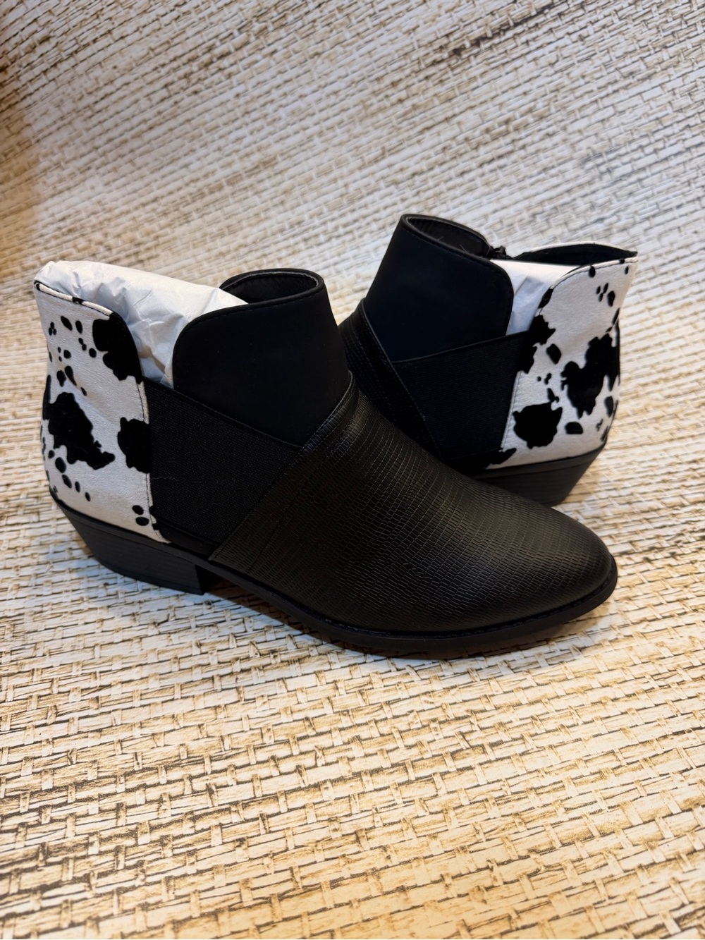 🐾Pierre Dumas Cow Print Booties🐾